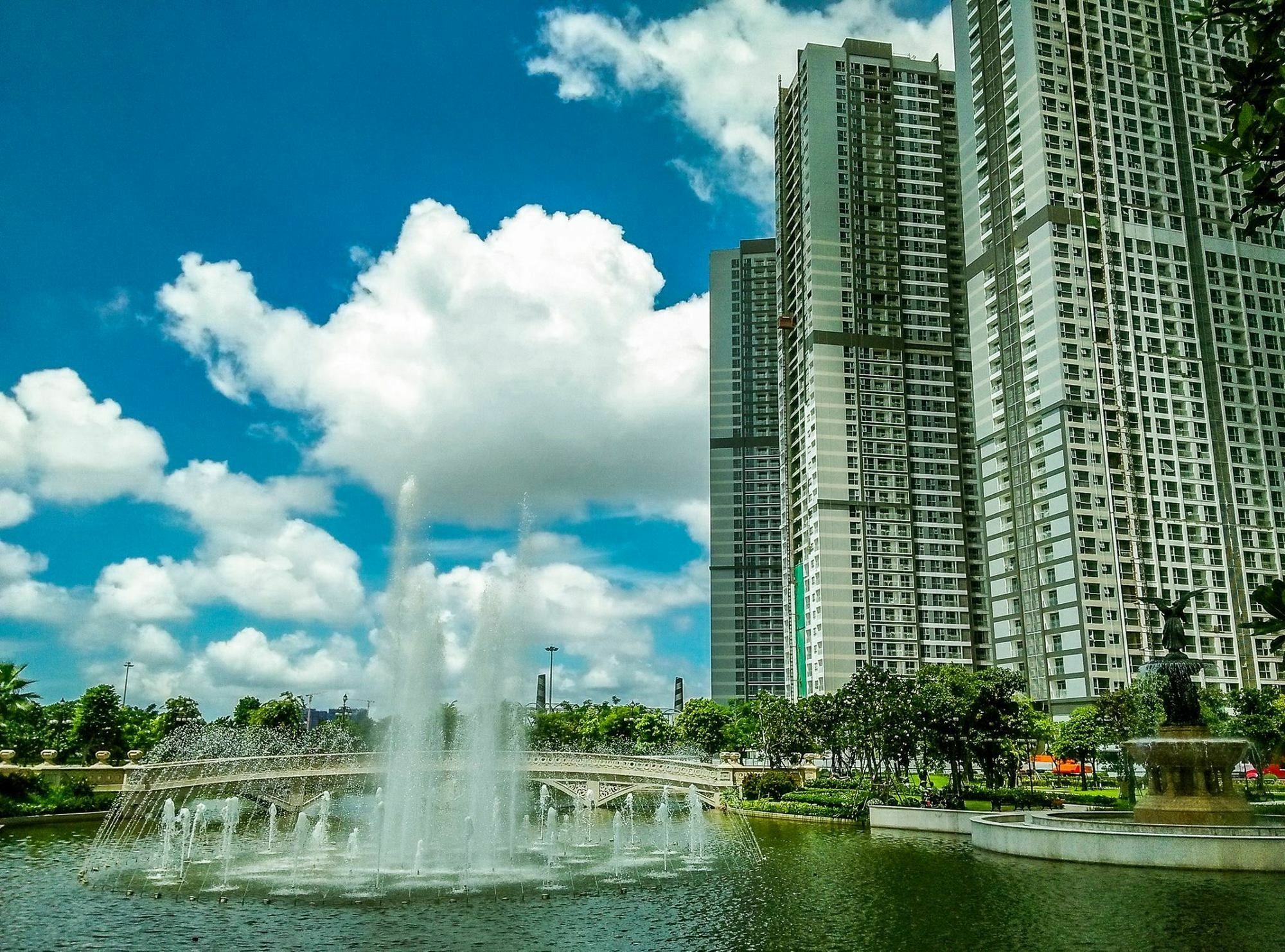 The Berry Vinhomes Luxury Apartments Cidade de Ho Chi Minh Exterior foto